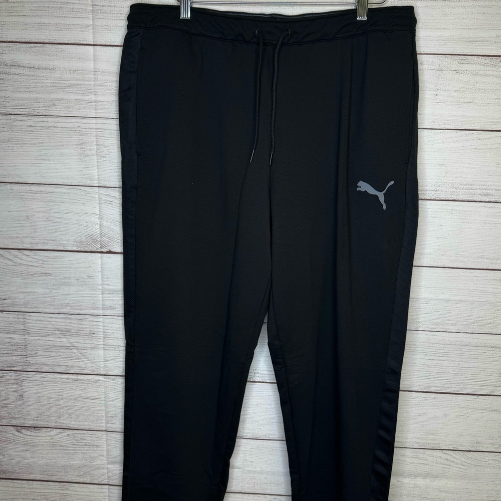 NWT Men’s Puma Sweatpants Size XL